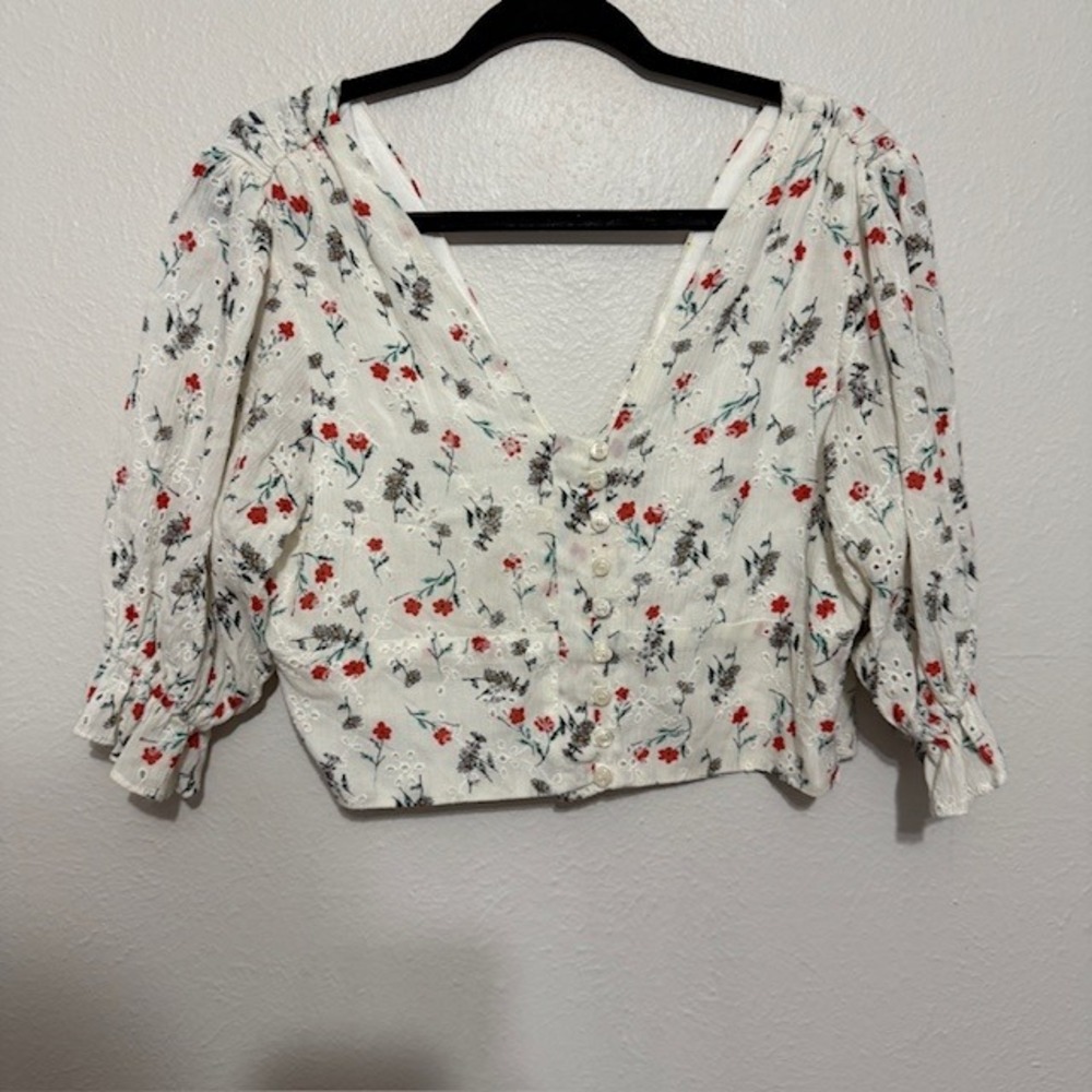Women's White Floral Eyelet Button Front Crop Top V-Neck USA Made